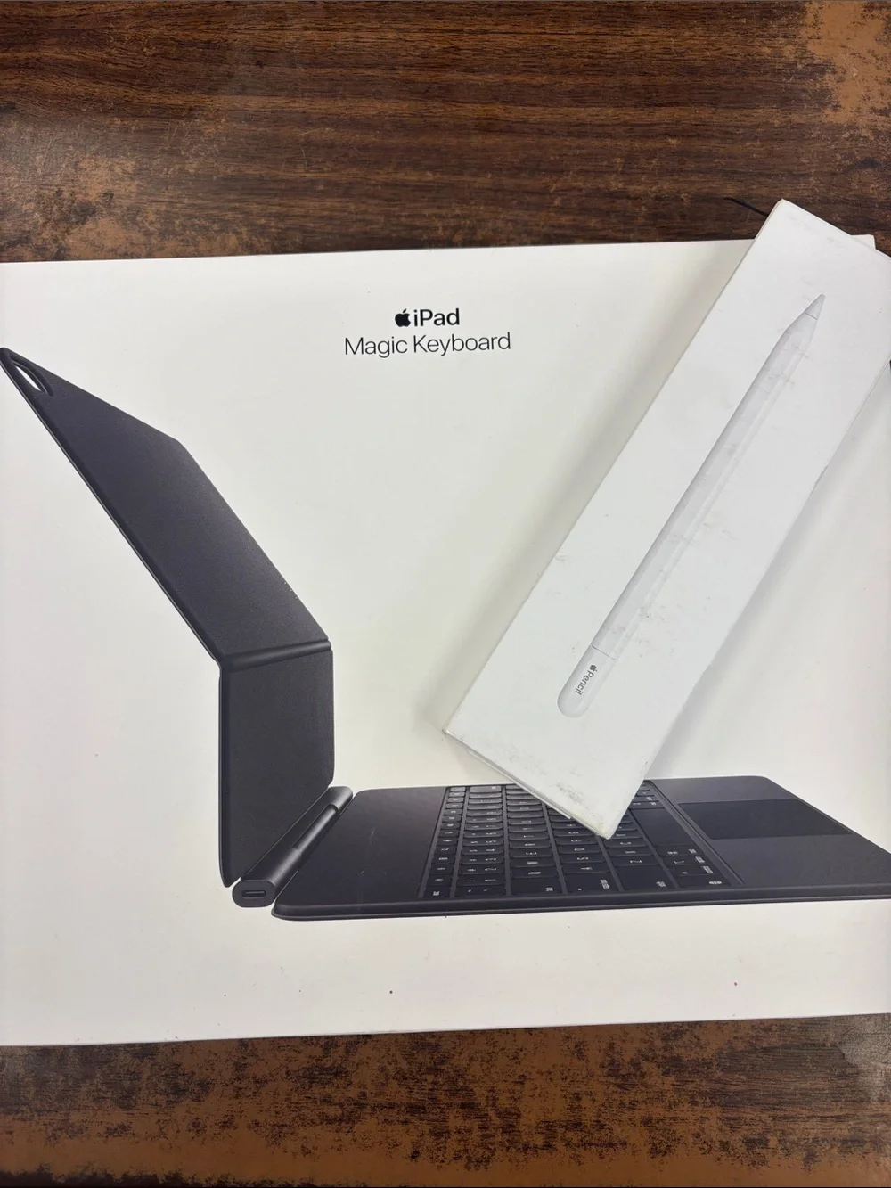 Apple Magic Keyboard for iPad - Black with Apple Pencil